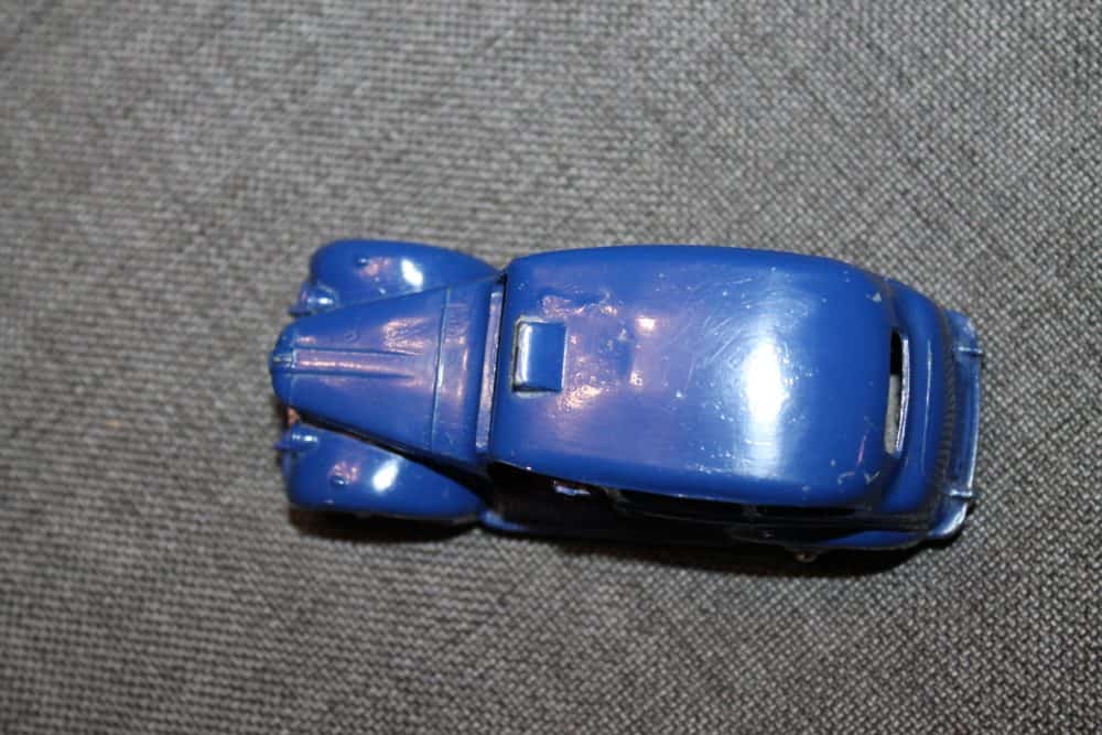 austin-taxi-rare-colour-violet-blue-dinky-toys-254-top