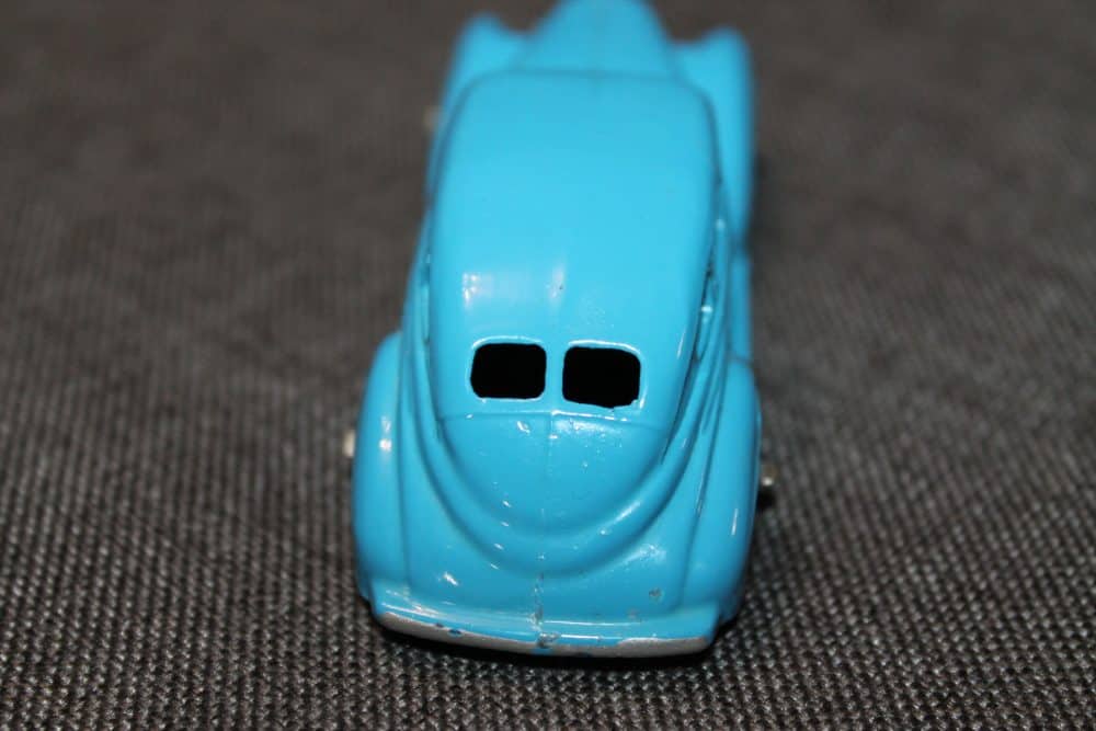 chrysler-rare-mid-blue-dinky-toys-39e-back