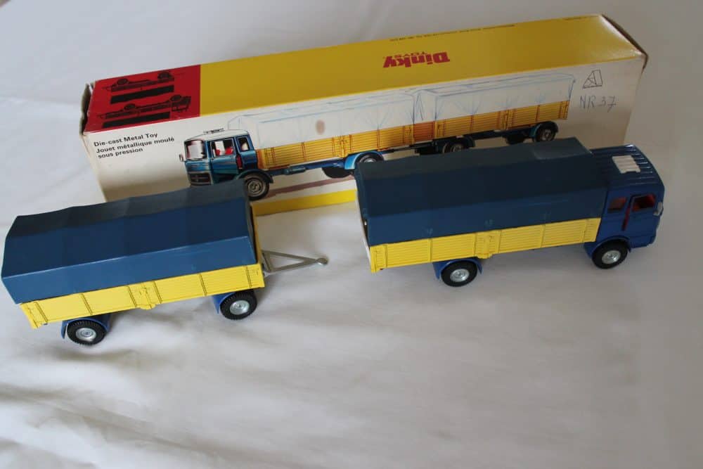 merc3edes-benx-truck-and-trailer-scarce-colour-dark-blue-and-yellow-dinky-toys-917-right-side