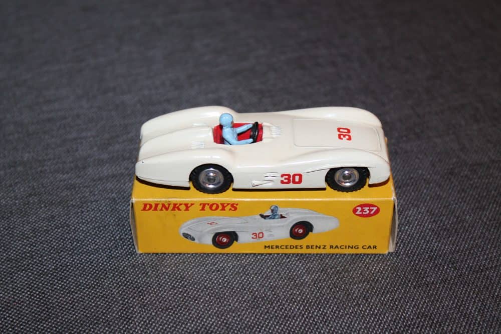 mercedes-benz-racing-car-gloss-white-and-spun-wheels-dinky-toys-237-side