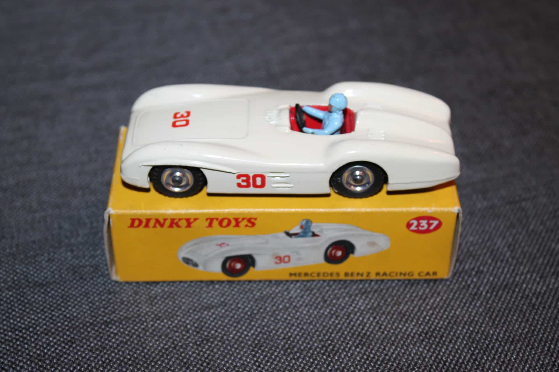 Dinky Toys 237 Mercedes Benz Racing Car Diecast