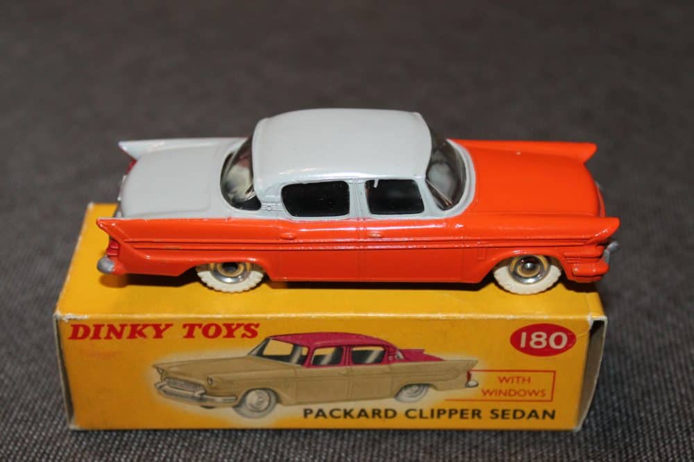 packard-clipper-orange-and-grey-spun-wheels-dinky-toys-180-side