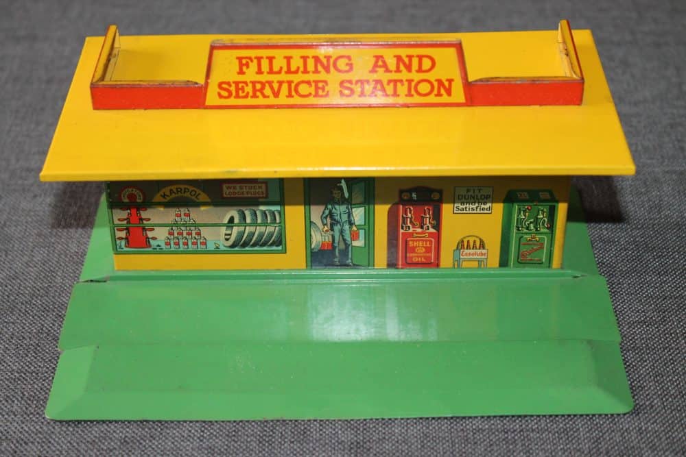 pre-war-petrol-station-yellow-roof-green-base-rare-dinky-toys-38