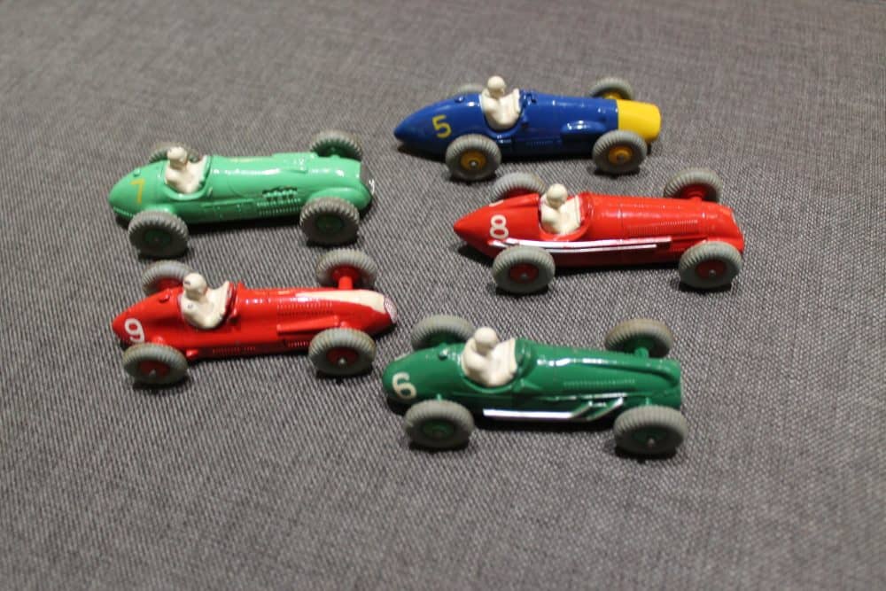 racing-cars-gift-set-rare-dinky-toys-gift-set-4-right-side