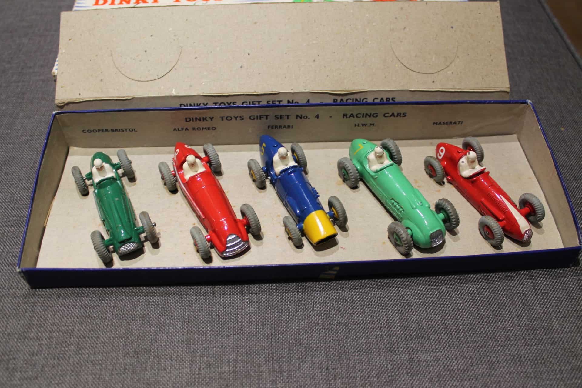 Dinky Toys Gift Set 4 Racing Cars Diecast