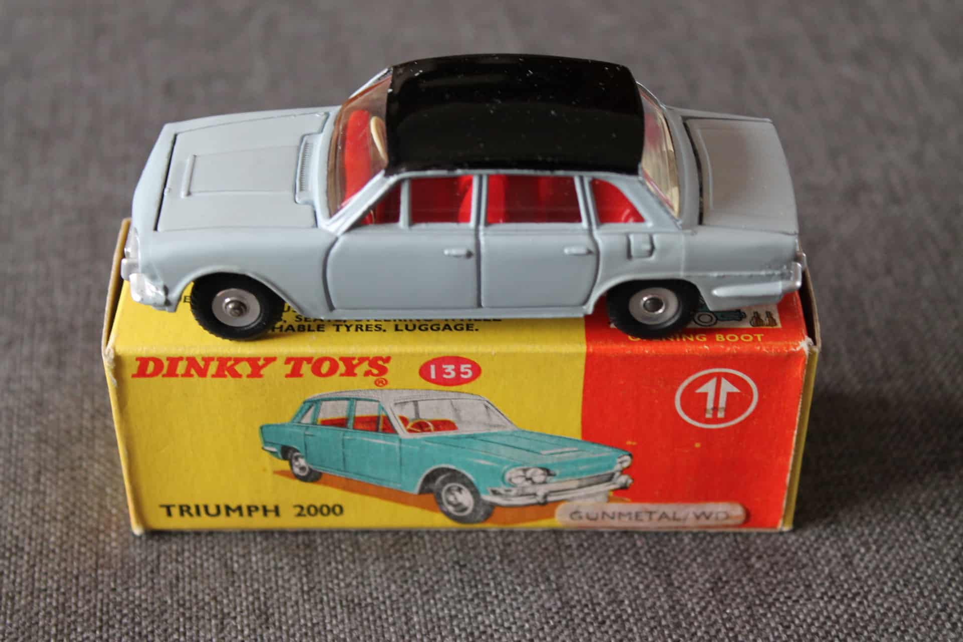 Dinky Toys 135 Triumph 2000 Rare Promotional - Diecast