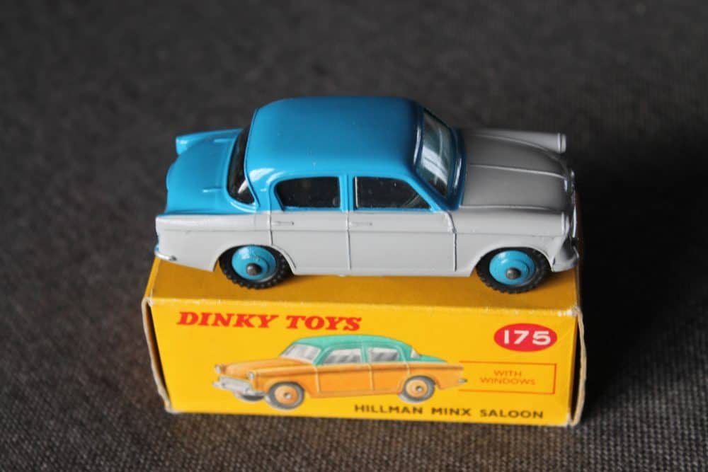 hillman-minx-blue-and-grey-dinky-toys-175-side