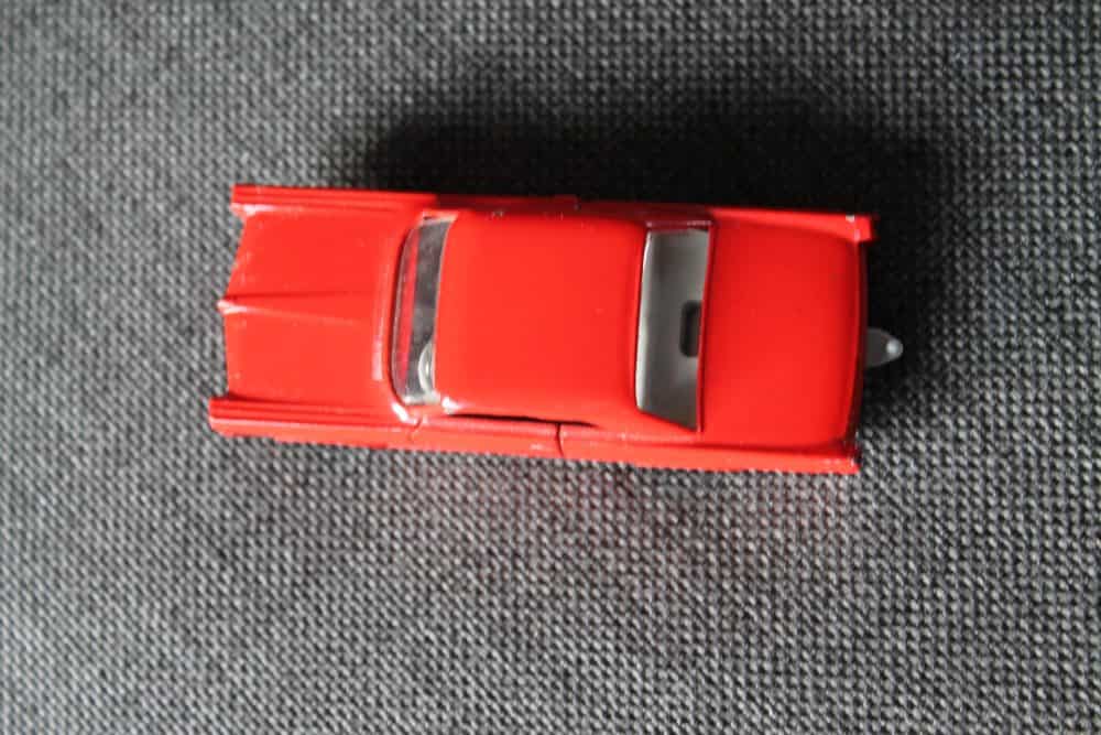 pontiac-coupe-red-matchbox-toys-22c-top