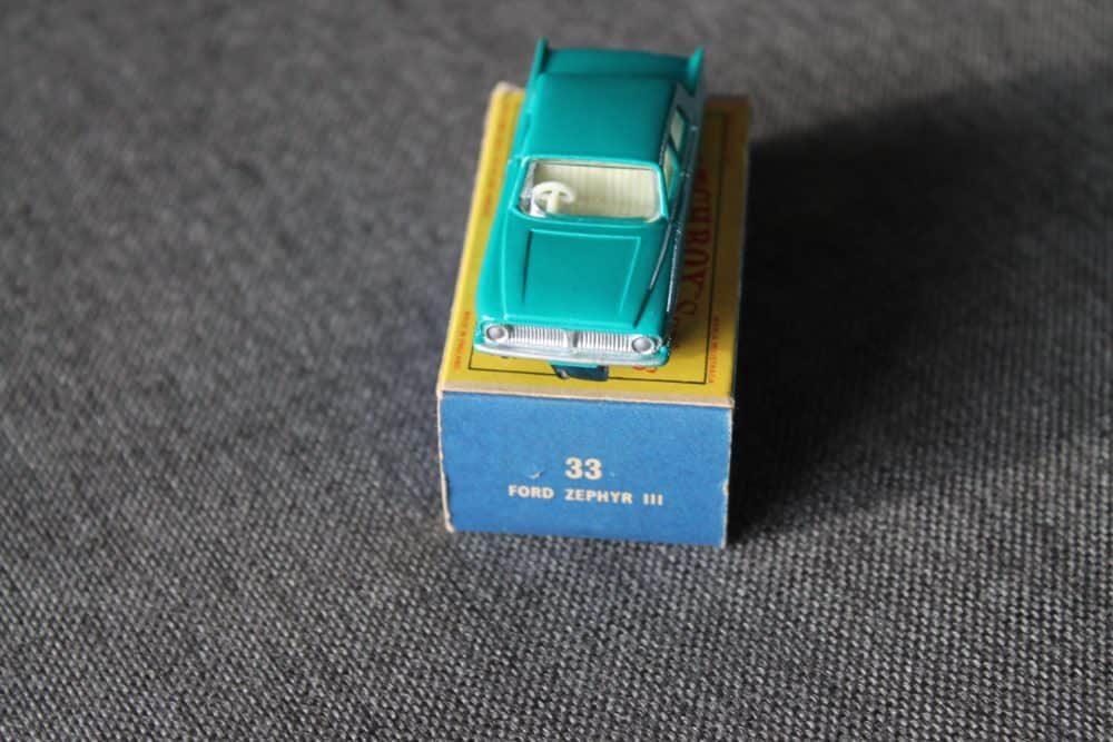 ford-zephyr-sea-green-matchbox-toys-33b-front