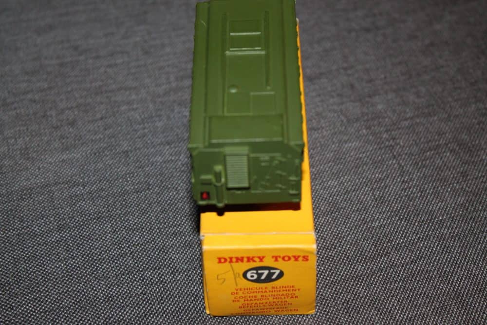 armoured-command-vehicle-dinky-toys-677-back