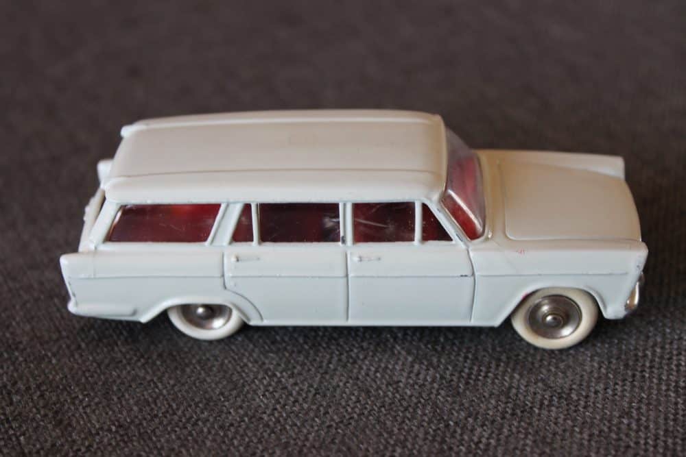 fiat-1800-estate-south-african-issue-rare-ivory-french--sidedinky-toys-548