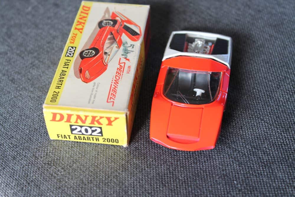 fiat-abarth-2000-dinky-toys-202-front