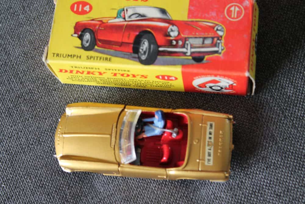 triumph-spitfire-gold-tiger-in-the-tank-dinky-toys-114-top