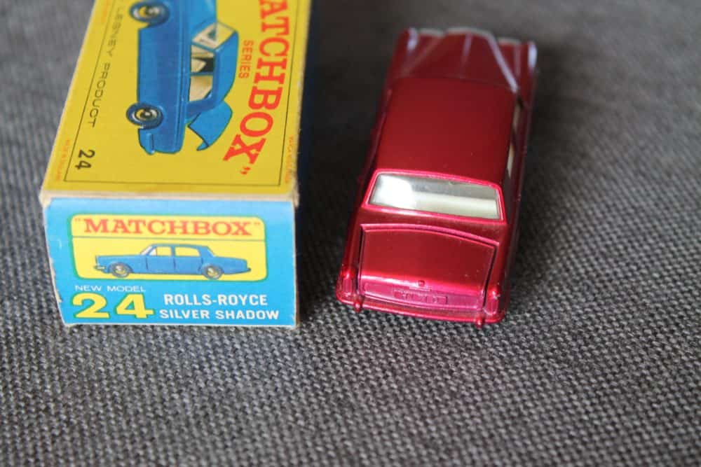 rolls-royce-silver-shadow-metallic-red-matchbox-75series-024c-back
