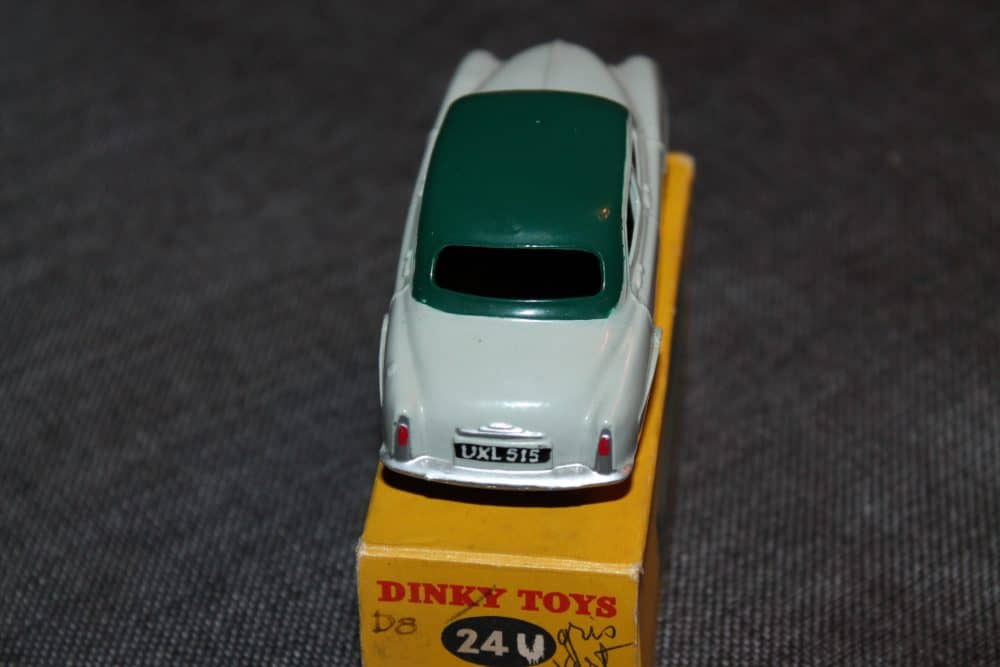 s-backimca-9-aronde-two-tone-green-french-dinky-toys-24u