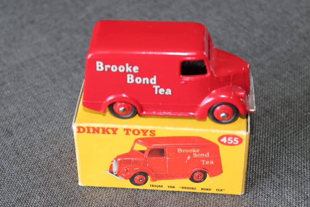 trojan-brooke-bond-van-red-dinky-toys-455-side