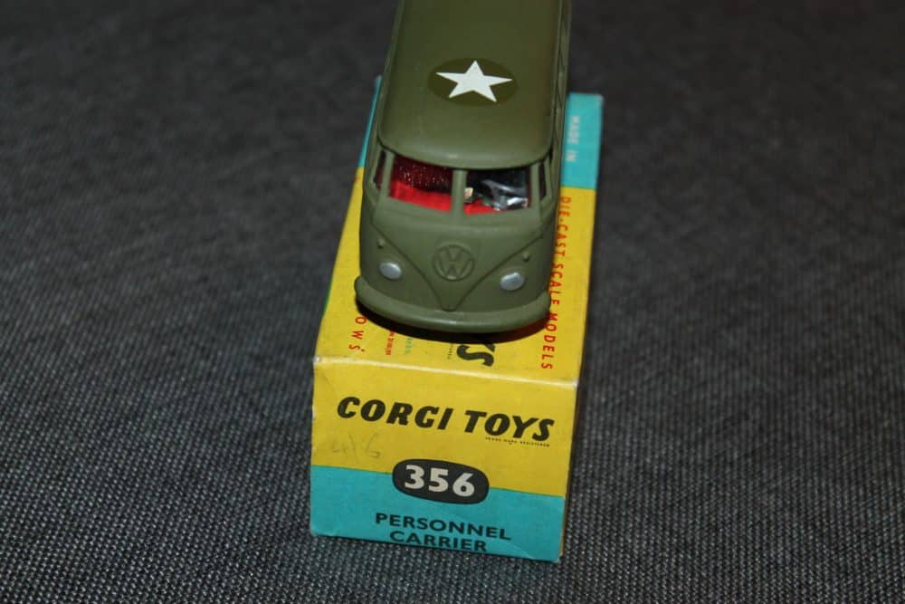 v.w.-us.army-personnel-carrier-corgi-toys-356-front