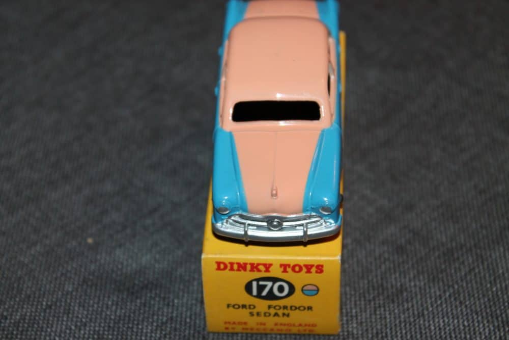 f-FRONTord-forder-highline-pink-and-blue-dinky-toys-170-front