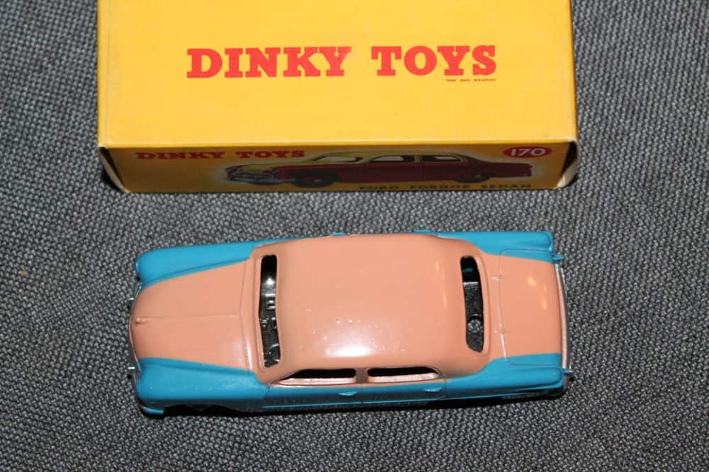 ford-forder-highline-pink-and-blue-dinky-toys-170-top