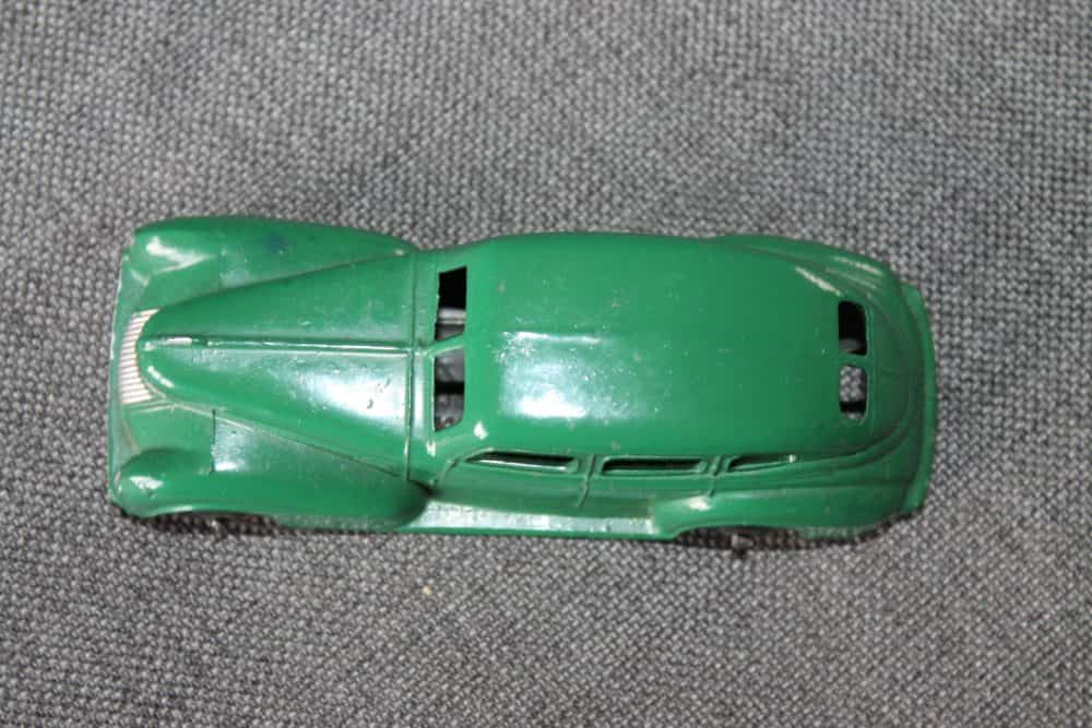 chrysler-sedan-blueish-green-pre-war-dinky-toys-39e-top