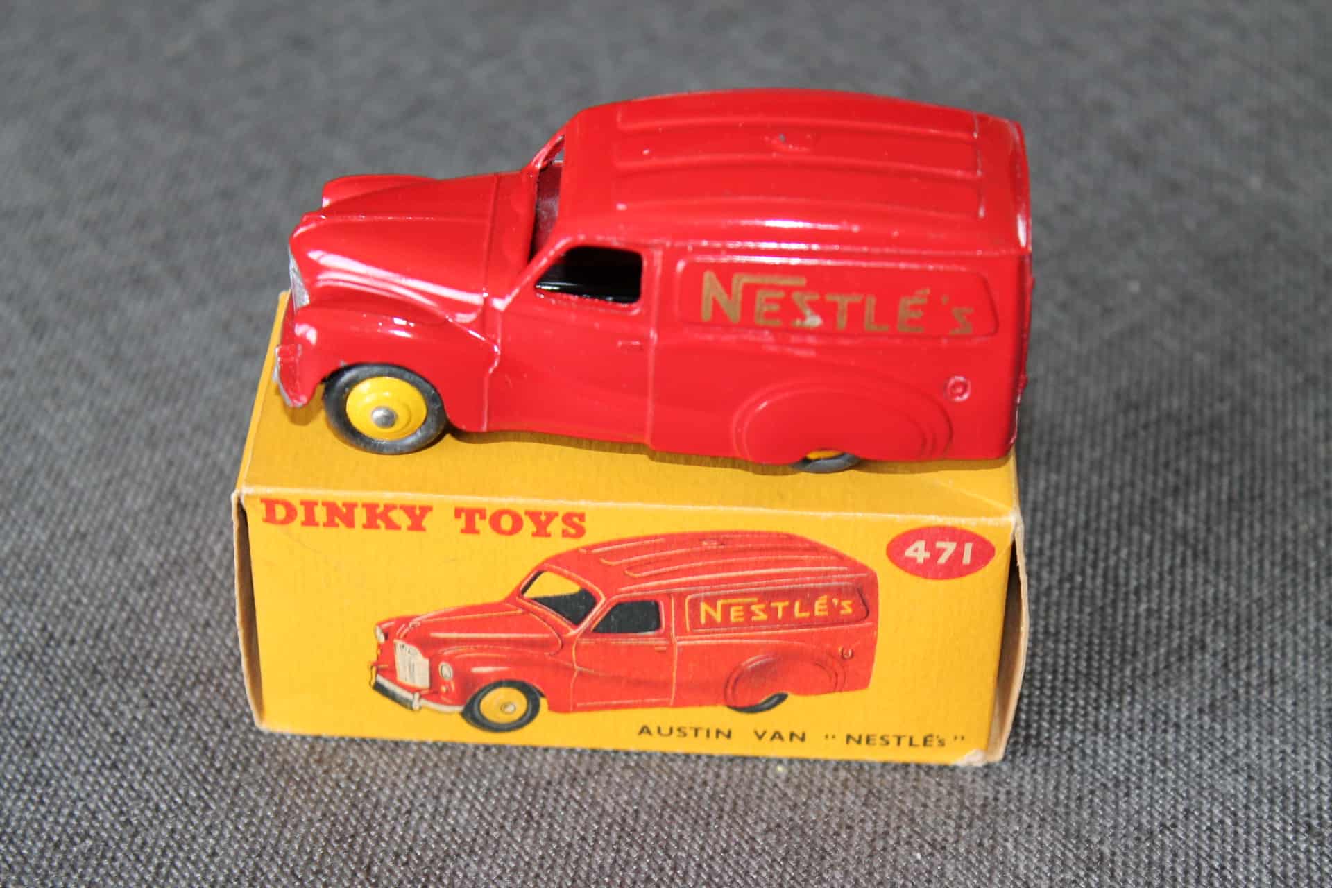 Dinky Toys 471 Austin Nestle's Van Diecast