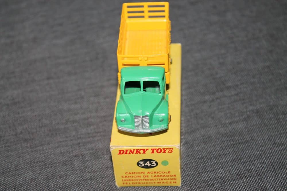 farm-produce-wagon-green-and-yellow-dinky-toys-343-front
