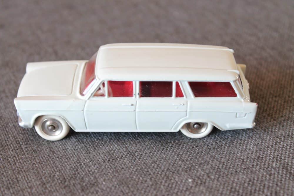 fiat-1800-estate-south-african-issue-rare-ivory-french-dinky-toys-548