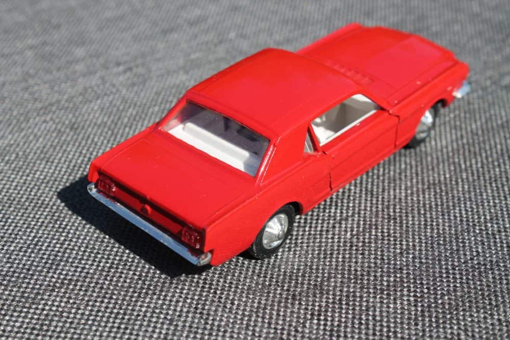 ford-mustang-red-solido-toys-147-rightside