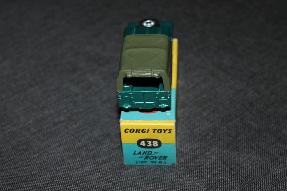 land-rover-lepra-metallic-green-corgi-toys-438-back