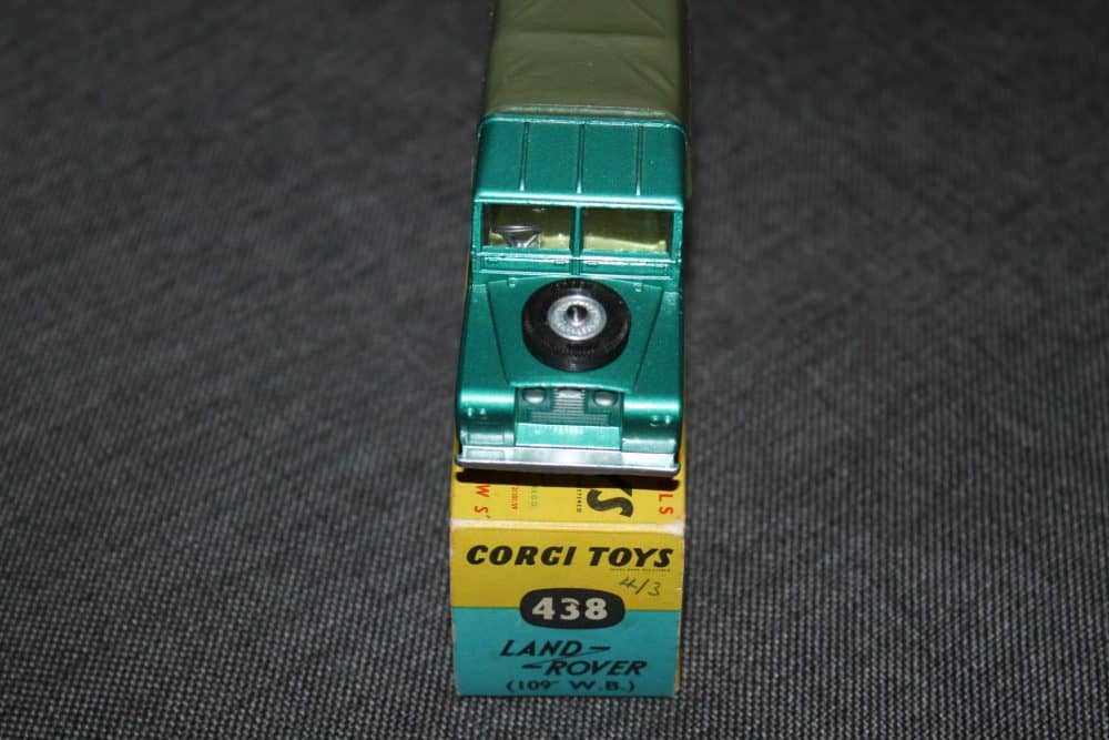 land-rover-lepra-metallic-green-corgi-toys-438-front