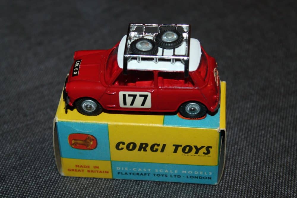 monte-carlo-mini-and-roof-rack-rn177-corgi-toys-339