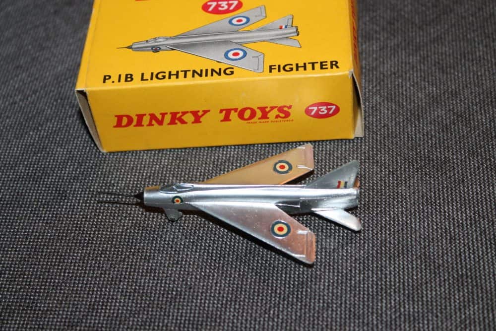 p.ib-lightning-fighter-dinky-toys-737