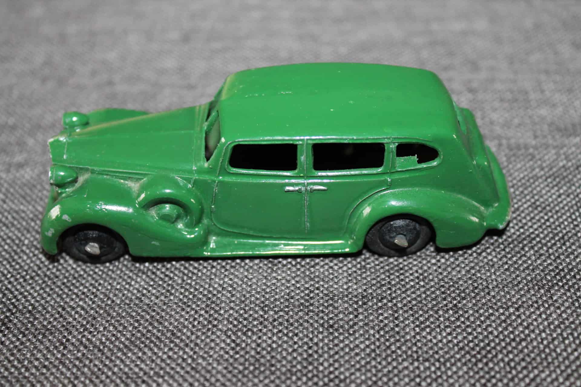 ミニカーショップ ケンボックス DINKY TOYSPACKARD ※ディンキー・英製・塗装剥げ・買取品・現状渡しMinicar shop  KENBOX TOMICA