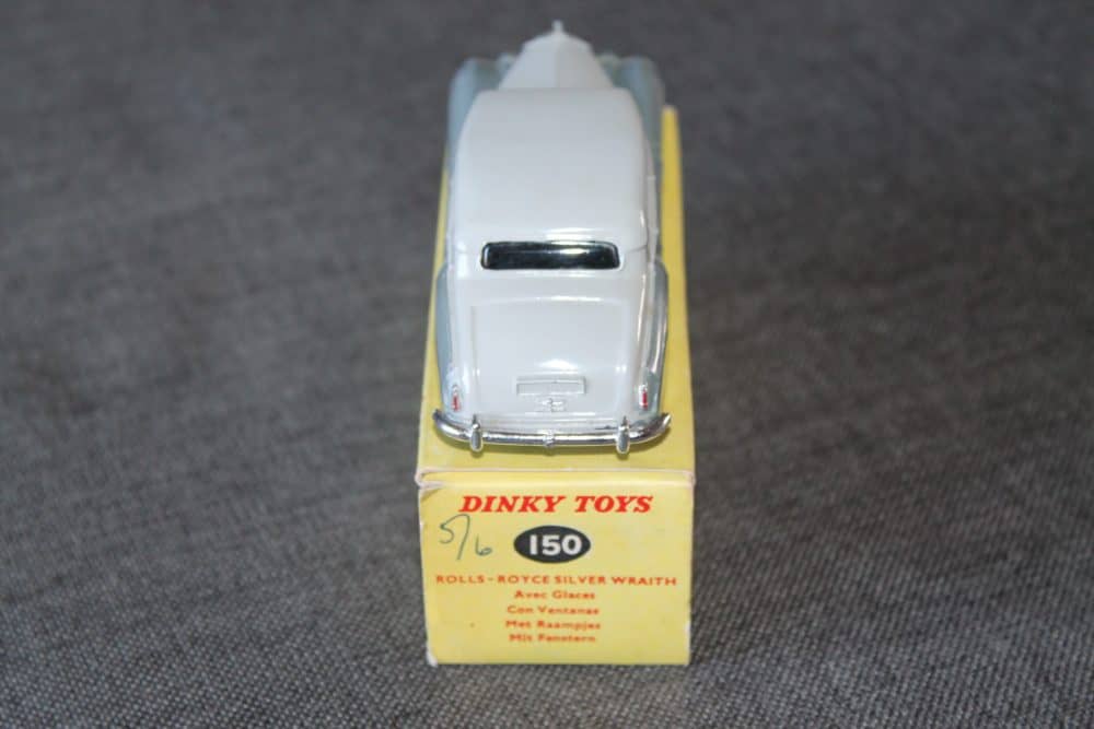 rolls-royce-silver-wraith-two-tone-grey-dinky-toys-150-back