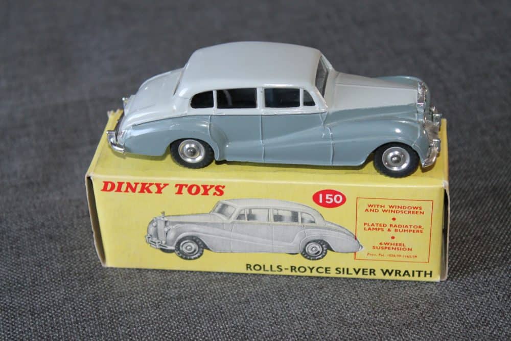 rolls-royce-silver-wraith-two-tone-grey-dinky-toys-150-side