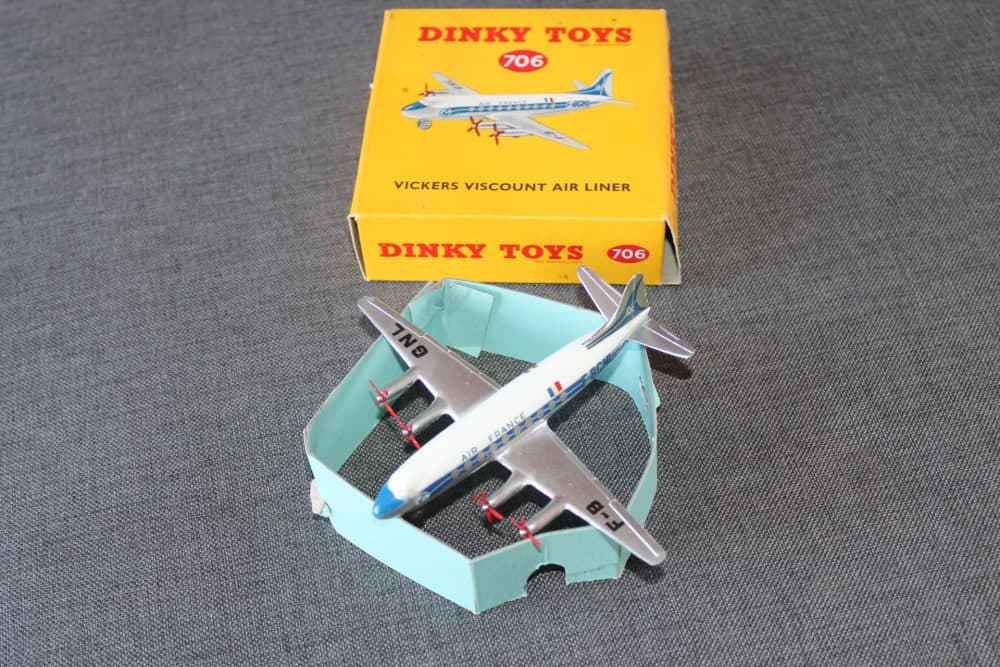 vickers-viscount-airplane-air-france-dinky-toys-706