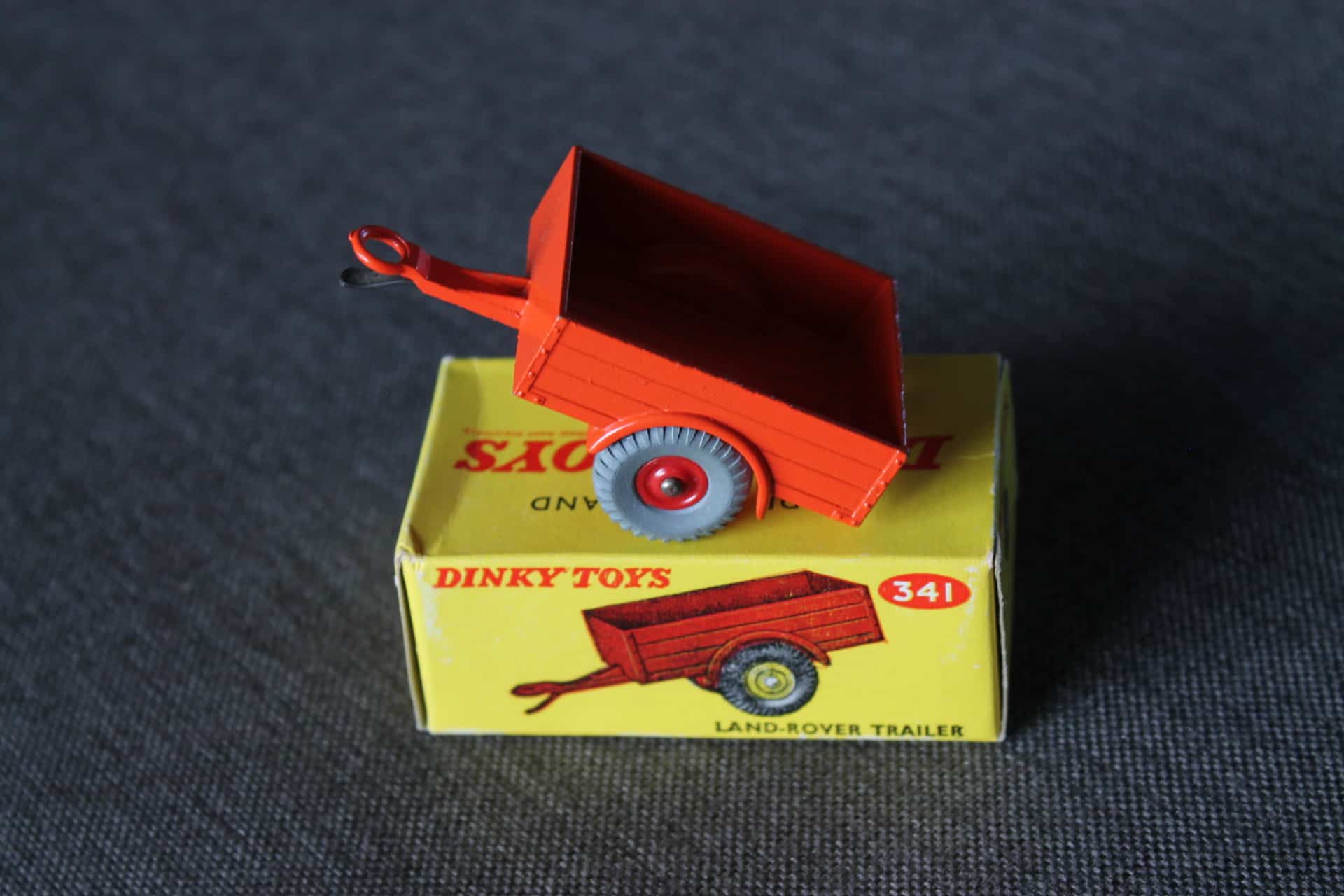 Dinky Toys Remorque pour Land Rover - 341 | Dinky Toys England