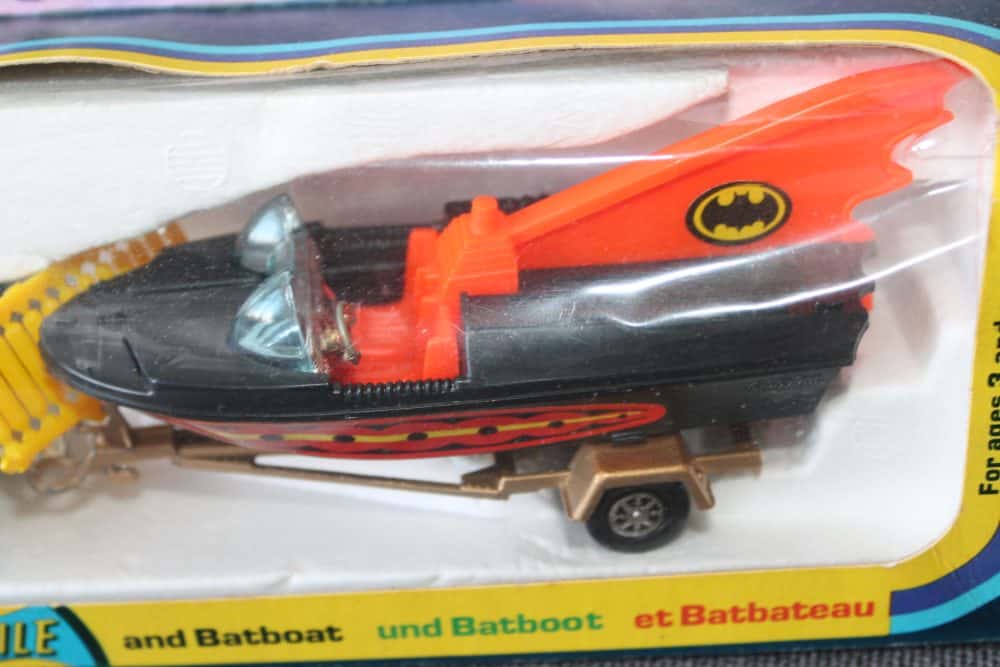 batmobile-and-batboat-series-3-corgi-toys-gs3-boat
