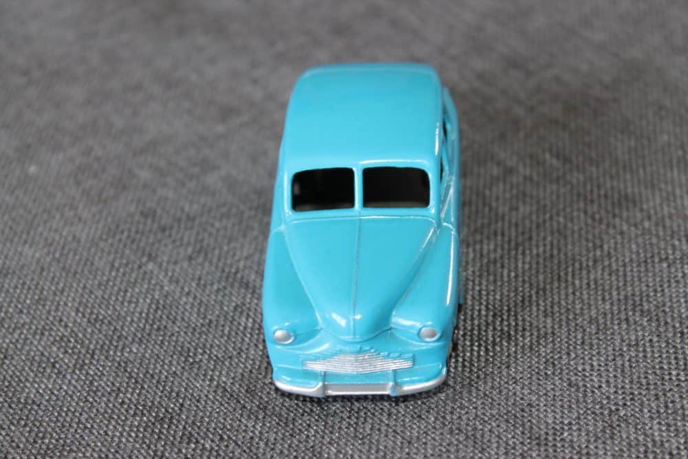 standard-vanguard-blue-unboxed-dinky-toys-153-front
