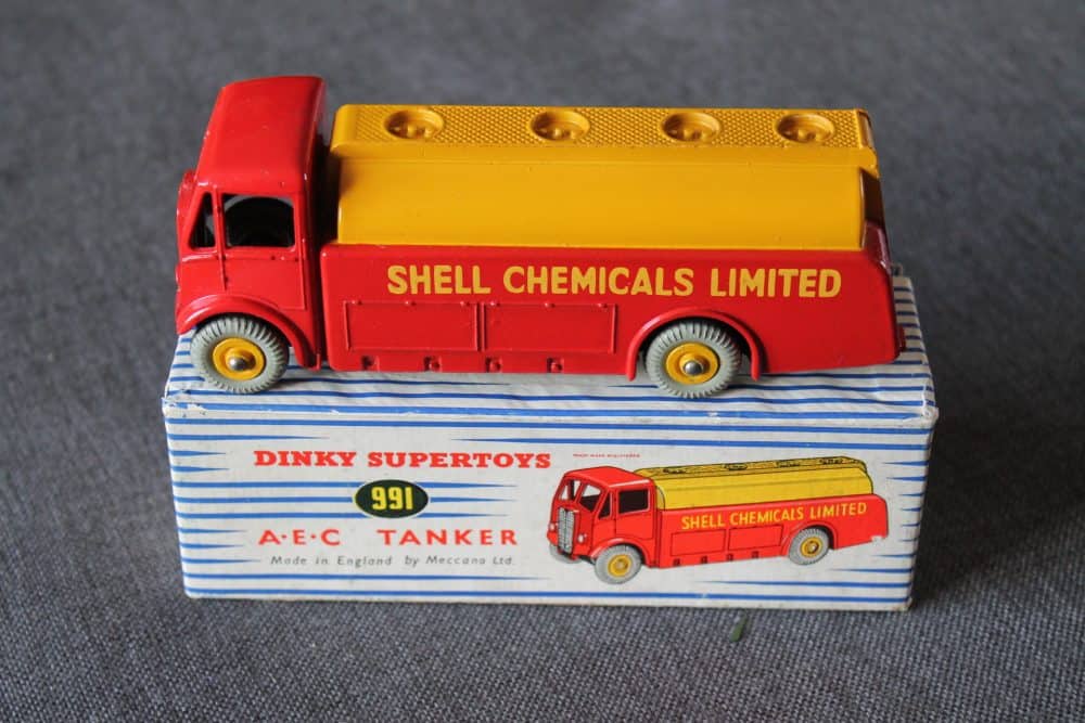 aec-shell-petrol-tanker-dinky-toys-991