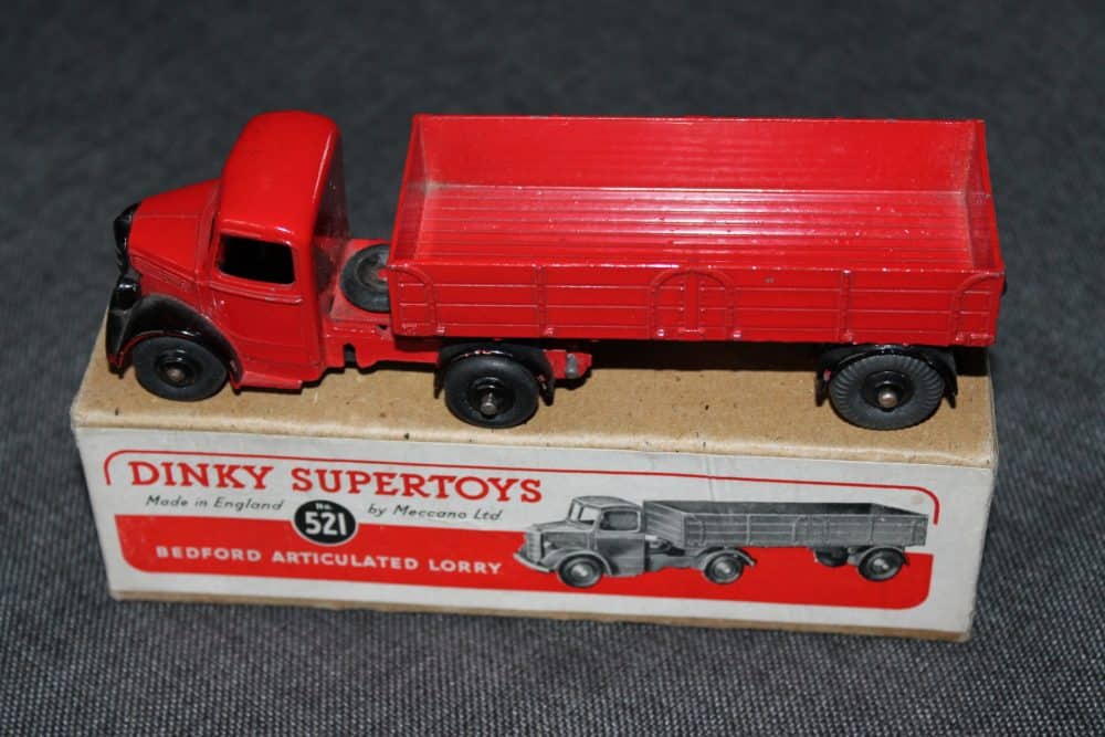 bedford-articulated-lorry-red-dinky-toys-521
