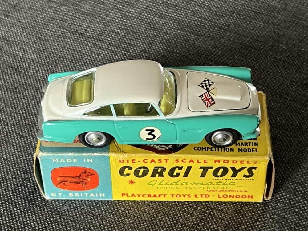 aston-martin-competition-corgi-toys-309-side