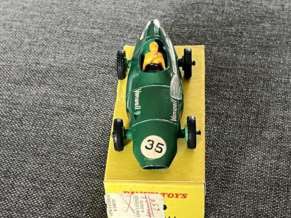 vanwall-racing-car-green-plastic-wheels-dinky-toys-239-front