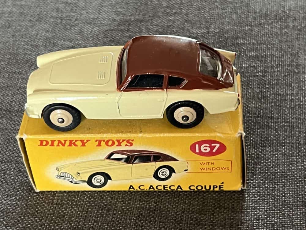 ac-aceca-cream-and-brown-dinky-toys-167