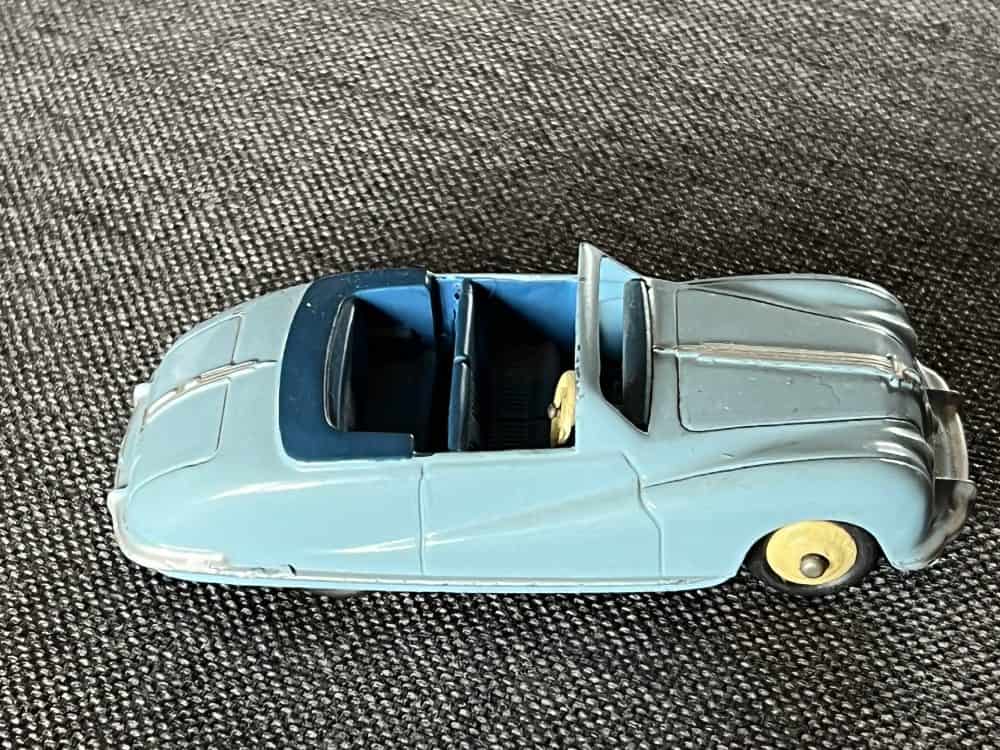 a-sideustin-atlantic-blue-and-dark-blue-and-cream-wheels-dinky-toys-140a