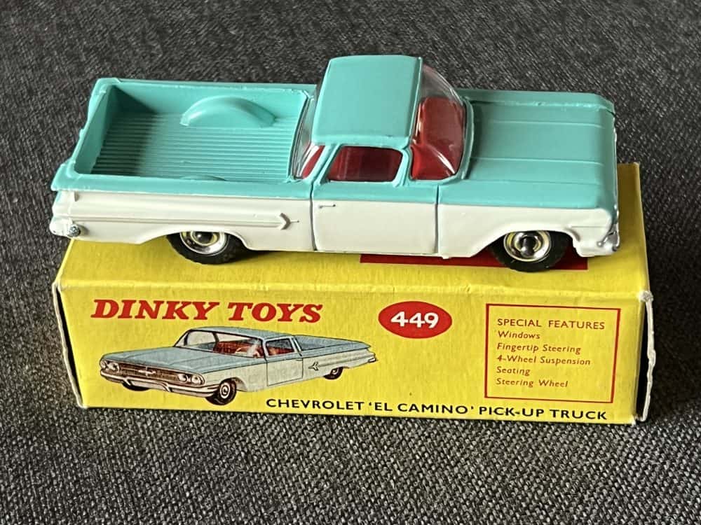 chevrolet-el-camino-pick-up-red-interior-dinky-toys-449-side