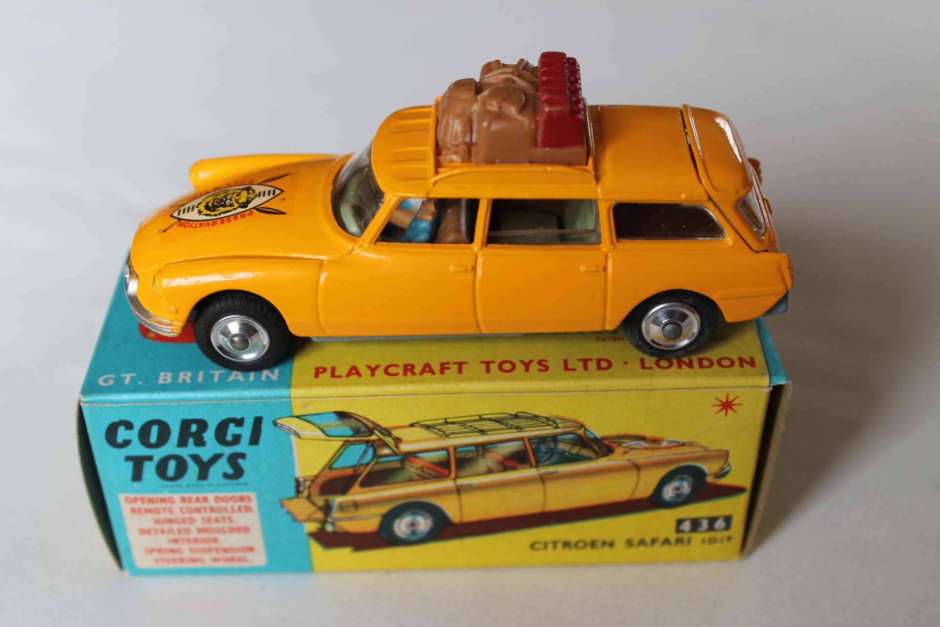 Corgi Toys 436 Citroen Safari - Diecast