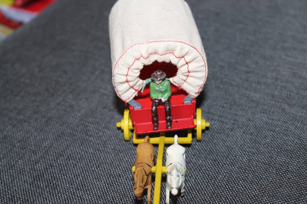 wild-westcovered-wagon-and-cowboy-modern-products-toys-front