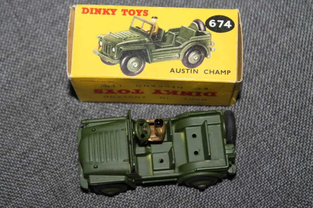 military-jeep-austin-champ-dinky-toys-674-top