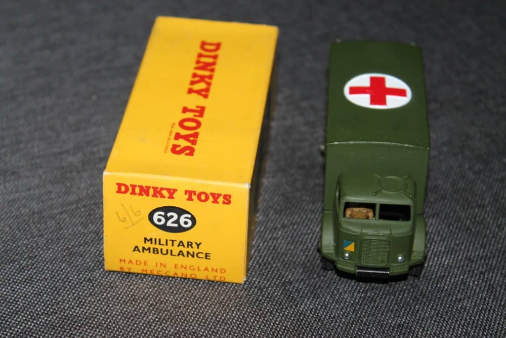 military-ambulance-dinky-toys-626-front